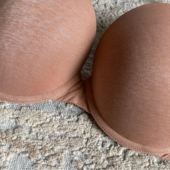 Victoria’s Secret So Extreme Lift Push Up Peach Bra Logo Straps Lingerie: 38C - Picture 2 of 7